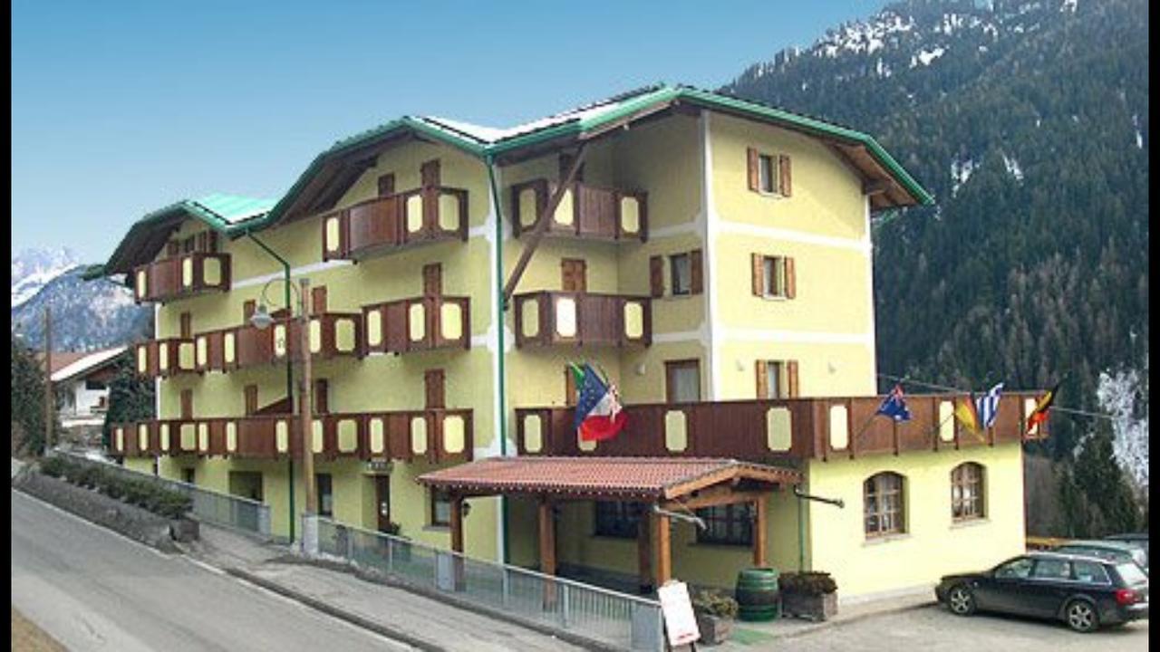 Hotel Tosa Madonna Zewnętrze zdjęcie