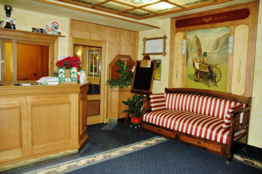 Hotel Tosa Madonna Zewnętrze zdjęcie