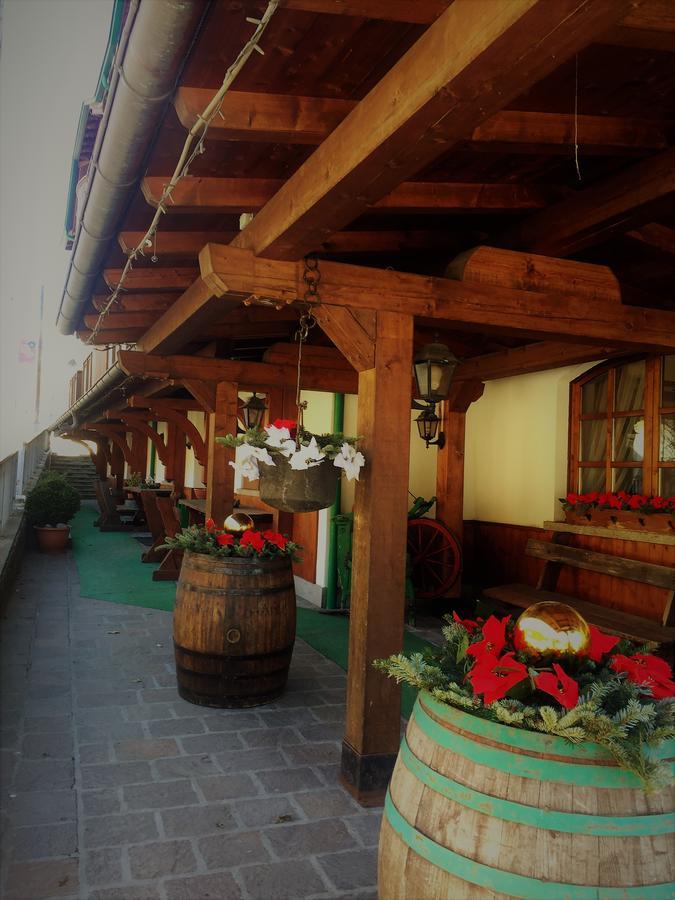 Hotel Tosa Madonna Zewnętrze zdjęcie